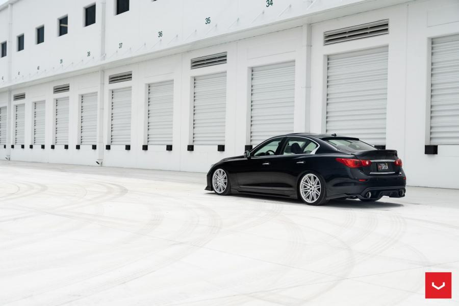  Infiniti Q50S on Vossen Wheels (CV10) 2019 года  (фото 7 из 21)